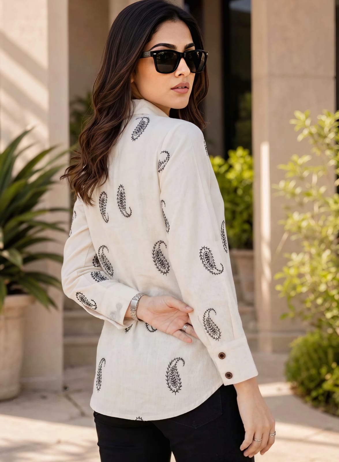WOMEN'S OFF- WHITE & BLACK PAISLEY PRINT COTTON LONG SLEEVE SHIRT