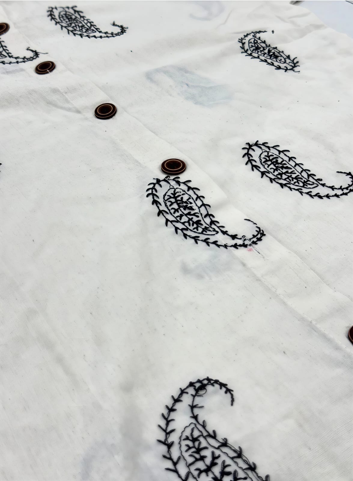 WOMEN'S OFF- WHITE & BLACK PAISLEY PRINT COTTON LONG SLEEVE SHIRT