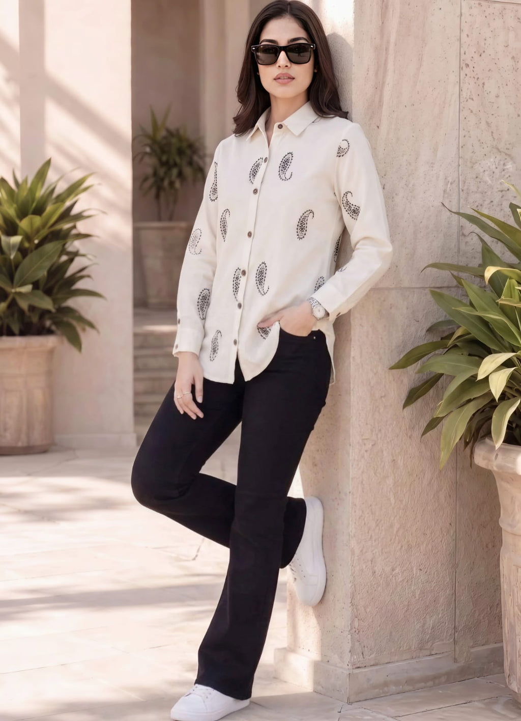 WOMEN'S OFF- WHITE & BLACK PAISLEY PRINT COTTON LONG SLEEVE SHIRT