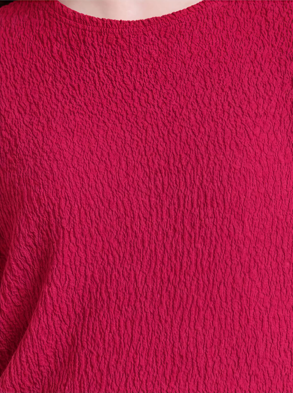 WOMEN'S MAGENTA TEXTURED ROUND NECK BATWING SLEEVE CASUAL TOP