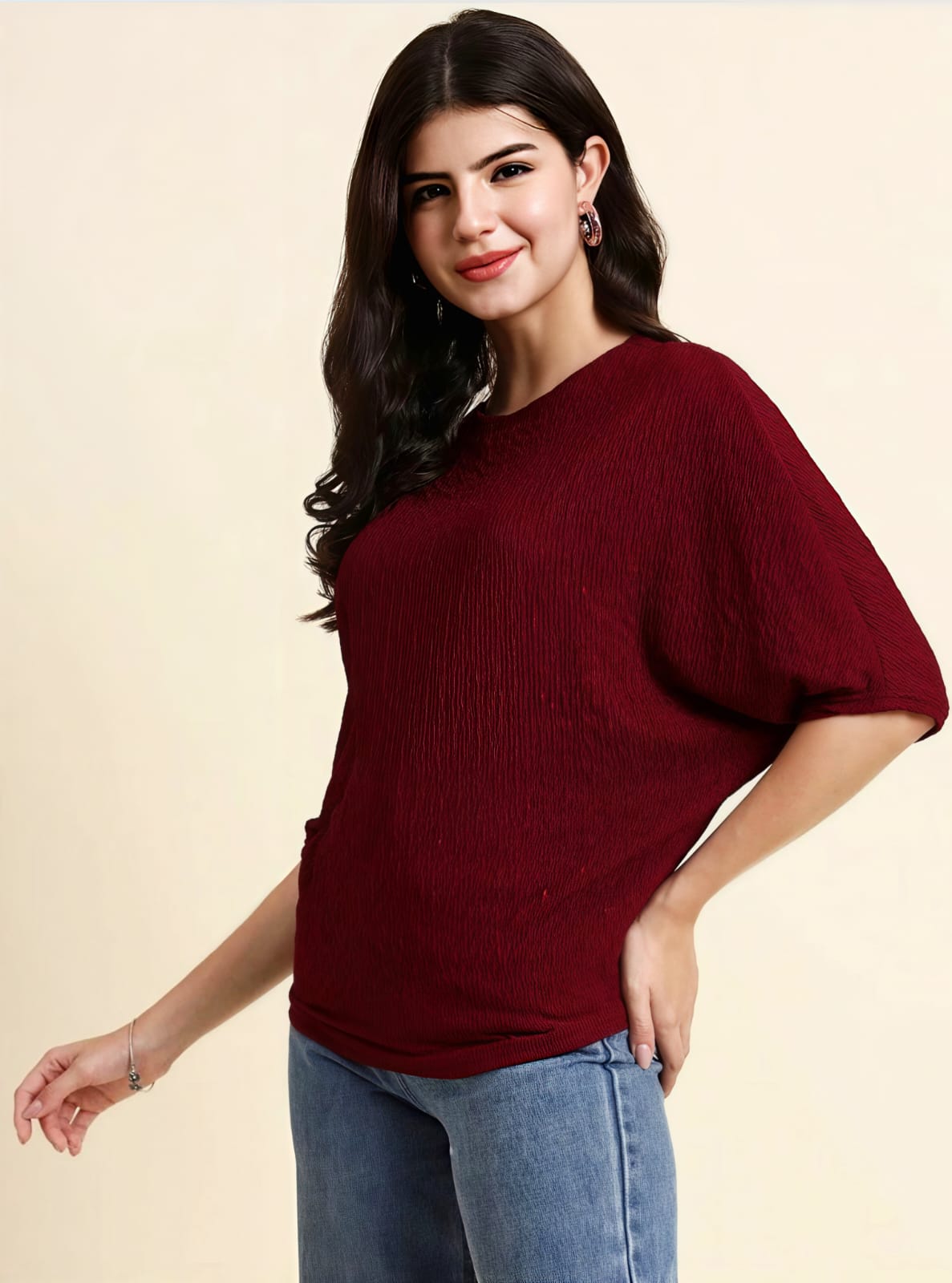 WOMEN'S MAROON TEXTURED ROUND NECK BATWING SLEEVE CASUAL TOP