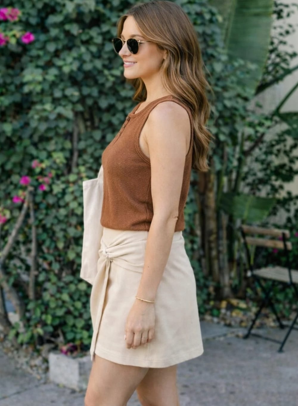WOMEN'S BROWN RIBBED KNIT BUTTON-FRONT SLEEVELESS TANK TOP