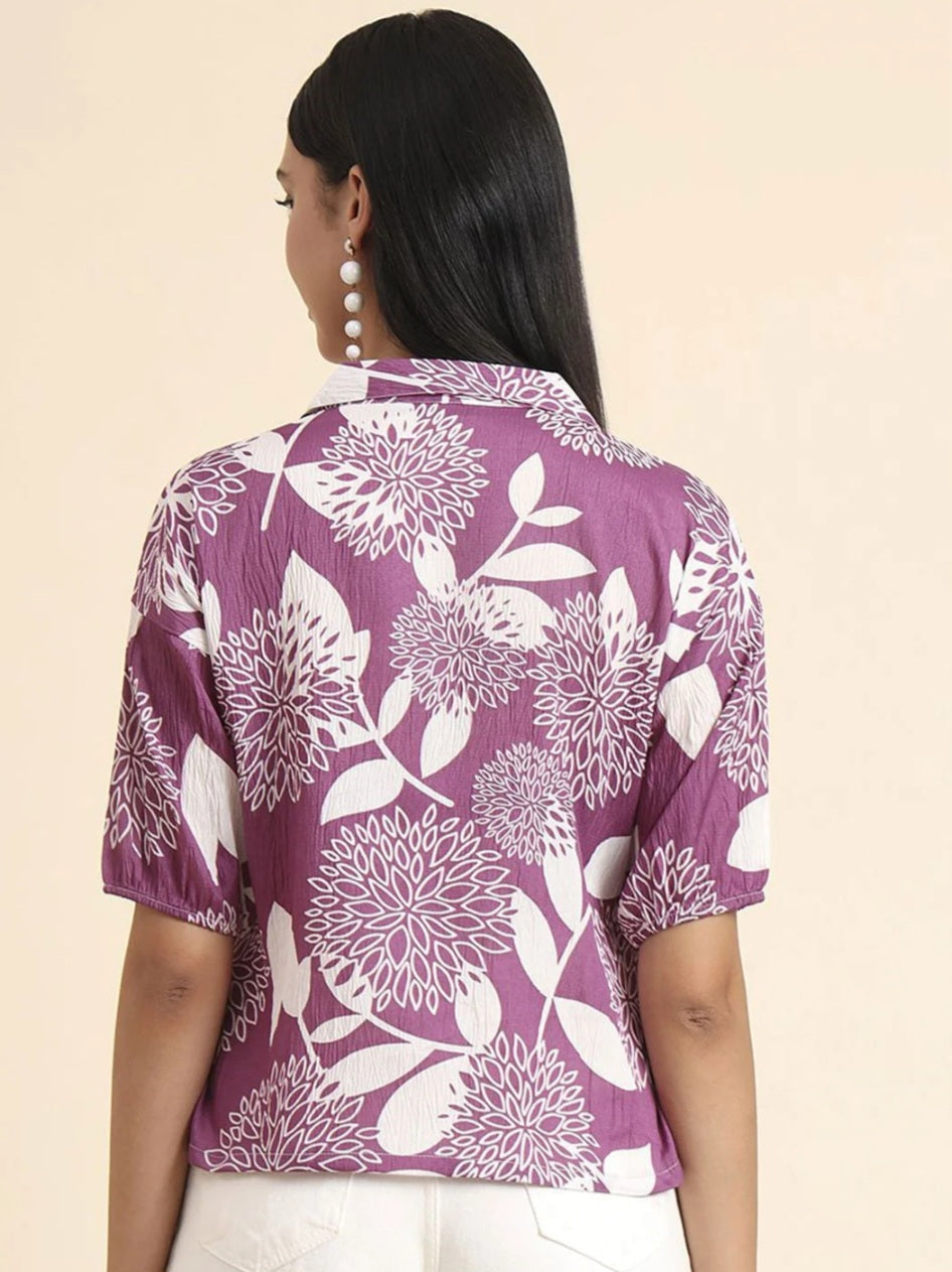 WOMEN'S PURPLE & WHITE FLORAL PRINT LIGHTWEIGHT BUTTON-DOWN SHIRT
