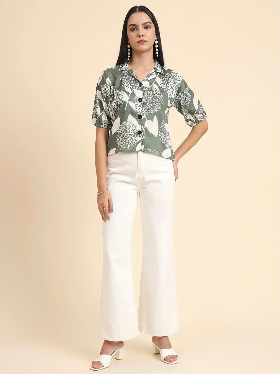 WOMEN'S OLIVE GREEN & WHITE FLORAL PRINT LIGHTEWIGHT BUTTON-DOWN SHIRT